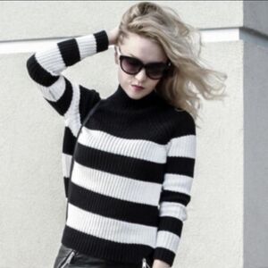 Workshop 100% cotton black white striped mockneck chunky knit sweater Sz S